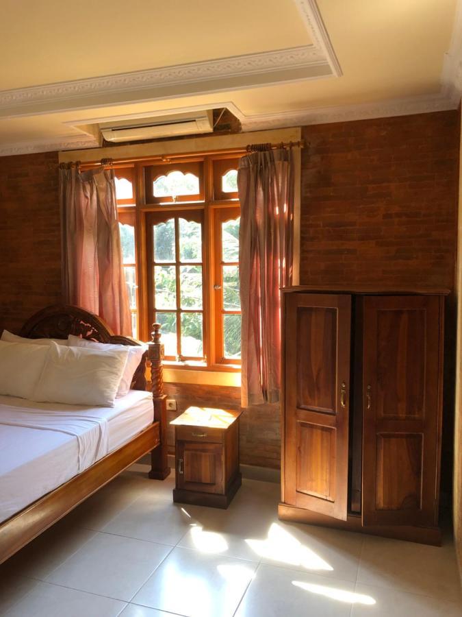 Darma Yogi House Hotel Ubud  Exterior photo